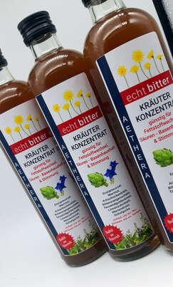 Sie sehen eine Packung Echt Bitter Kräuterkonzentrat 350 ml, Produktbild: 02 Echt Bitter Kräuterkonzentrat 350 ml, A-Nr.: 5470265 - 02